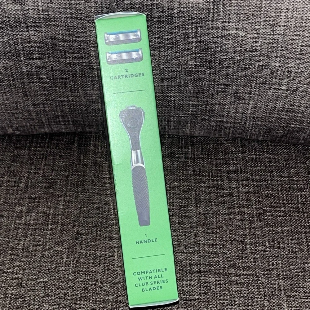 Dollar Shave Club Razor Handle + 2 Cartridges Razor Refills - Picture 4 of 4